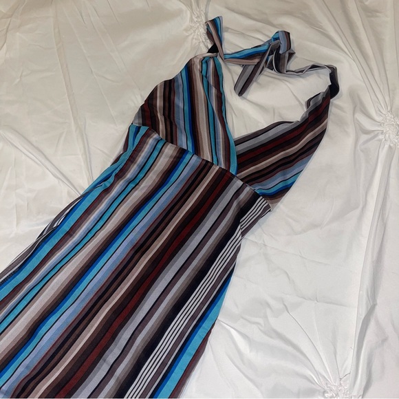 Windsor Striped Halter V-Neck Mini Dress - Picture 5 of 10